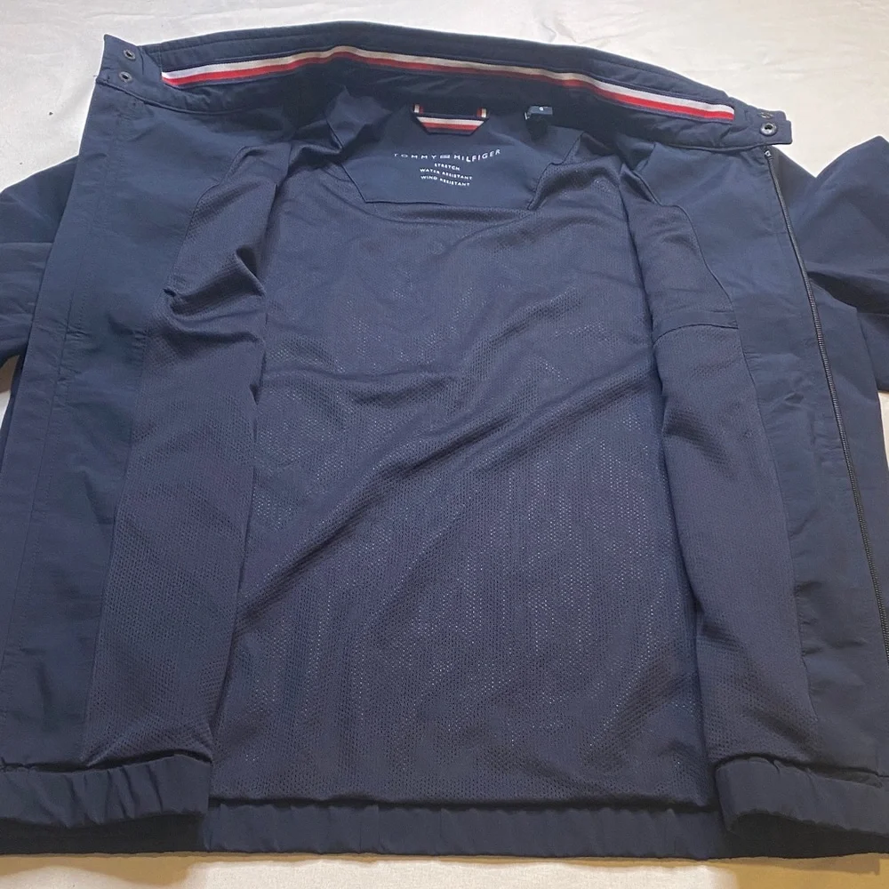 Tommy Hilfiger‎ Men's Dark Blue Windbreaker-NWOT - Picture 8 of 15